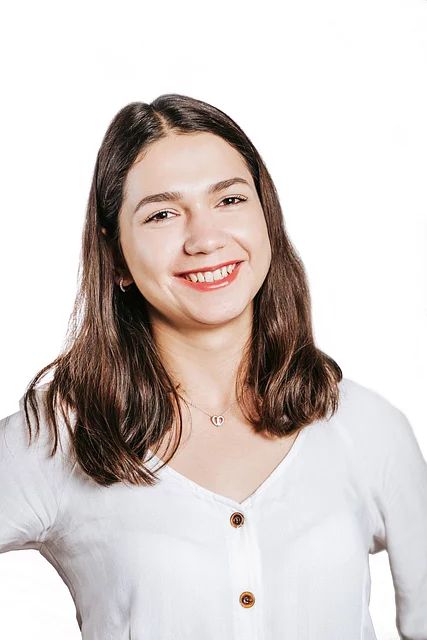 team-member-image