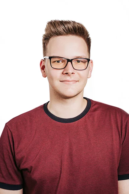 team-member-image