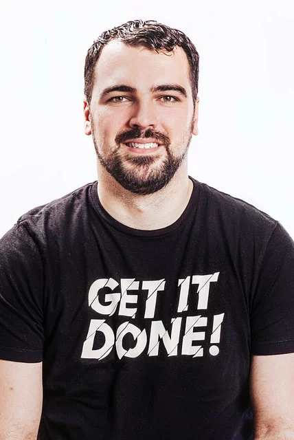 team-member-image