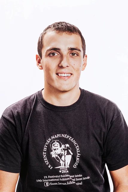 team-member-image